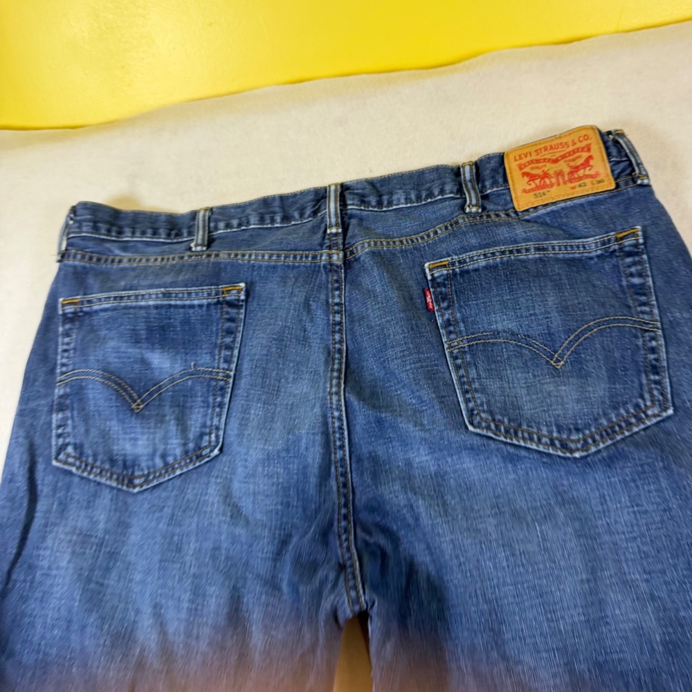 Levis 514‎ Straight Fit Mens Jeans Blue Medium Wash Denim Pants 42x30 514-0414